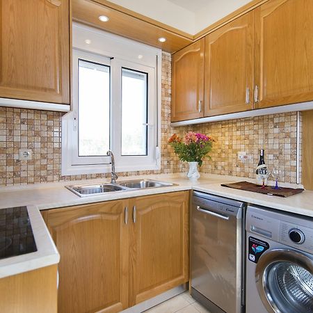 Green Pearl Villa Gennadi Lakhania Bagian luar foto